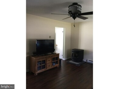 103 Meadow Ln, Bechtelsville, PA 19505 - photo 4