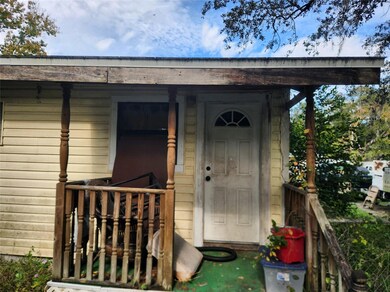 38310 Fir Ave, Zephyrhills, FL 33542 - photo 6