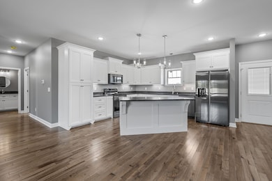 83 Watson Ct, Leoma, TN 38468 - photo 5