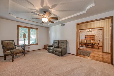 8892 N 5th St, Fresno, CA 93720 - photo 5