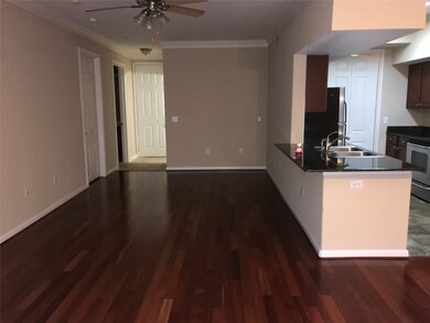 7575 Kirby Dr unit 2403, Houston, TX 77030 - photo 4
