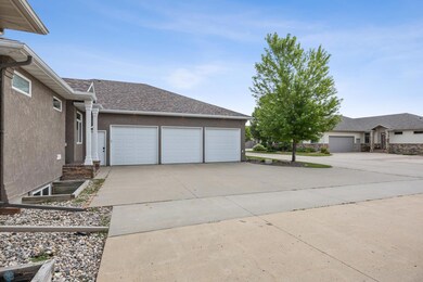 724 Northridge Way, West Fargo, ND 58078 - photo 2