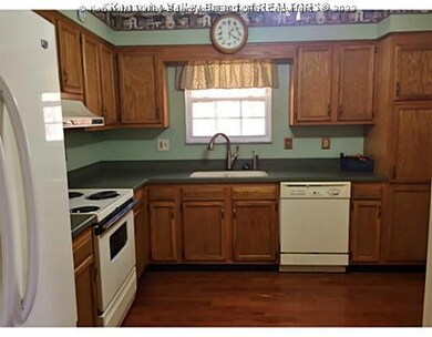 Kitchen. New Corian Counter top