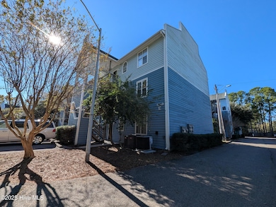 4240 Wilshire Blvd unit 201e, Wilmington, NC 28403 - photo 2