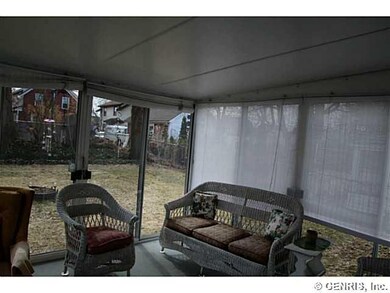 Porch - Screened