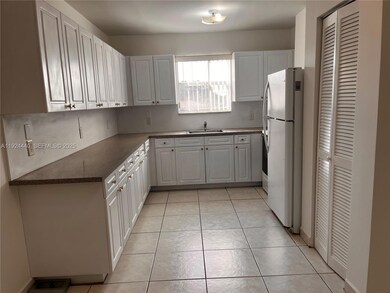 181 NW 47th Ave unit 28, Miami, FL 33126 - photo 5