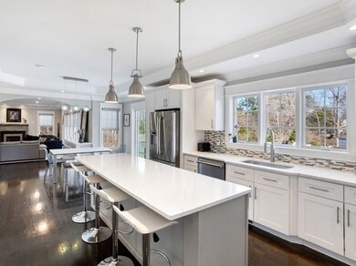 594 Clapboardtree St, Westwood, MA 02090 - photo 5