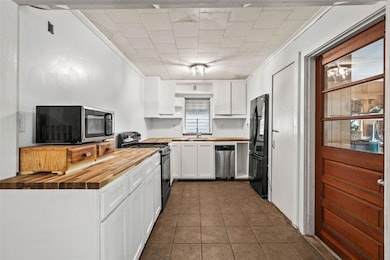 5215 16th St, Zephyrhills, FL 33542 - photo 5