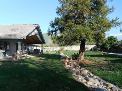 28593 Avenue 140, Porterville, CA 93257 - photo 3