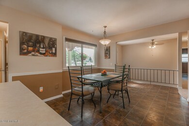 5102 Wembley Ct SW, Wyoming, MI 49509 - photo 3