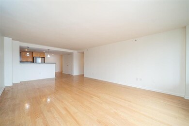 700 Grove St unit 4C, Jersey City, NJ 07310 - photo 4