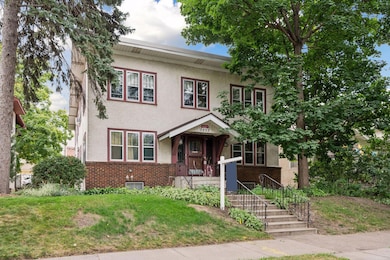 3233 Fremont Avenue South 3 - Spacecrafting - 0002.jpg