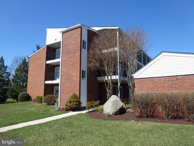 15400 Bassett Ln unit 461F, Silver Spring, MD 20906 - photo 2