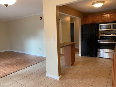 400 New River Rd unit 307, Manville, RI 02838 - photo 2