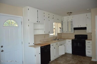 556 Karey Dr, Center Point, AL 35215 - photo 5