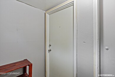 Common Entry to Unit A & B