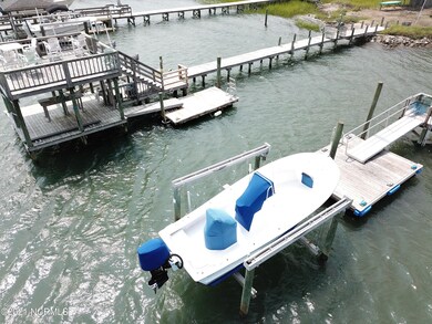 Pier, Dock & Boat Lift