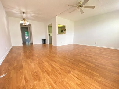 321 Camden N, West Palm Beach, FL 33417 - photo 4