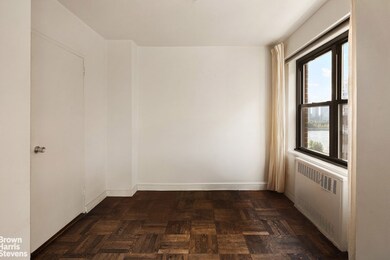 50 Sutton Place S unit 8K, New York, NY 10022 - photo 6