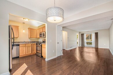 6 Dining Area