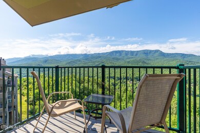 24-gatlinburg- tn- vacation- rental- bal