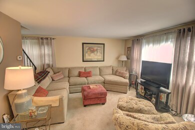 1126 Circle Dr, Halethorpe, MD 21227 - photo 3