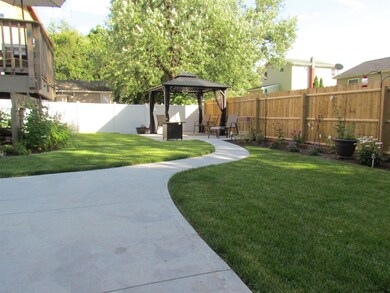 3 Rhode Island Ave, Rensselaer, NY 12144 - photo 7