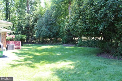 6000 Neilwood Dr, Rockville, MD 20852 - photo 2