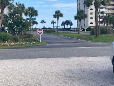 10200 Lake Shore Dr unit D-13, Myrtle Beach, SC 29572 - photo 2