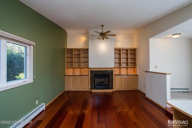 Custom built-ins & accent lighting