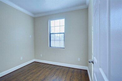 9606 Maxroy St, Houston, TX 77088 - photo 6