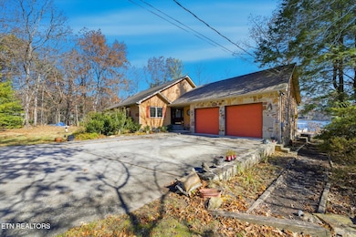 140 Tawny Oak Loop, Crossville, TN 38558 - photo 2