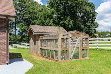 1335 Garrettsburg Rd, Clarksville, TN 37042 - photo 6