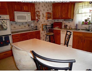 5705 Teays Valley Rd, Scott Depot, WV 25560 - photo 6