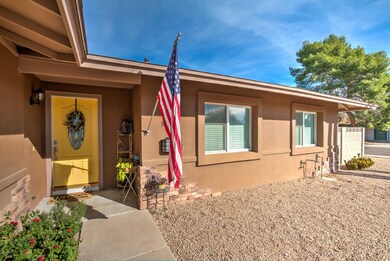 8326 E Jackrabbit Rd-6