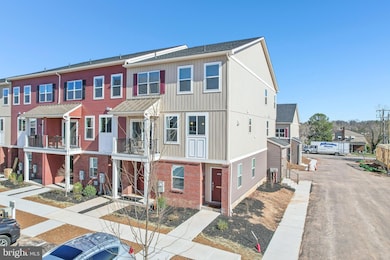 1883 Arbor Place Dr unit 28E, Norristown, PA 19401 - photo 2