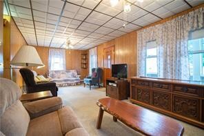 DOUBLE LIVING ROOM