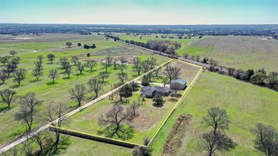 622 E Rock Island Ave, Boyd, TX 76023 - photo 7