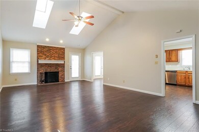 4102 Chilton Way, High Point, NC 27265 - photo 3