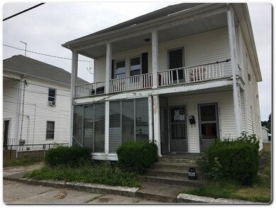 217 Norfolk Ave, Pawtucket, RI 02861 - photo 2