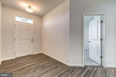 508 Triggerfish Dr, Forest Heights, MD 20745 - photo 5