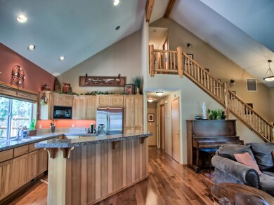 19826 Porcupine Dr, Bend, OR 97702 - photo 3