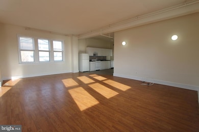 100 E Price St unit 3D, Philadelphia, PA 19144 - photo 4