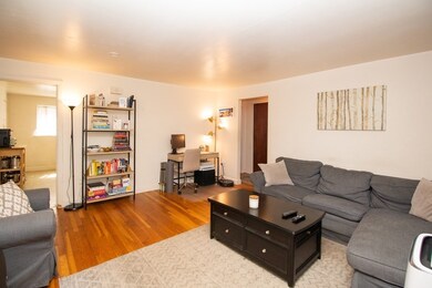 99 Chestnut St unit 3, Brookline, MA 02445 - photo 3