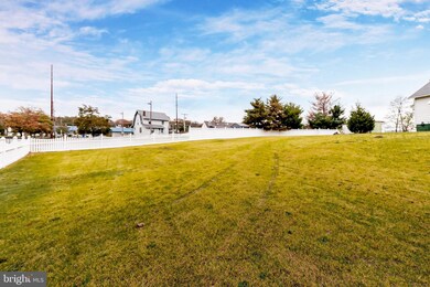 143 Thompson Ave, Gibbstown, NJ 08027 - photo 6