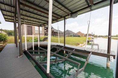 3916 Upper Lake Cir, Granbury, TX 76049 - photo 5