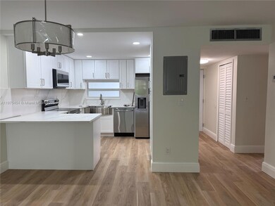 100 Ocean Lane Dr unit 205, Key Biscayne, FL 33149 - photo 6