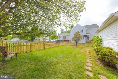 26205 Lands End Dr, Chantilly, VA 20152 - photo 7