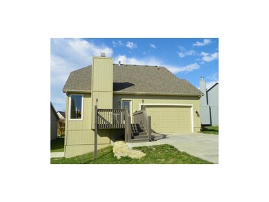 327 S Adams Ct, Raymore, MO 64083 - photo 4