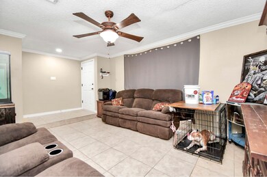 712 Meadowick Dr, Baytown, TX 77521 - photo 6